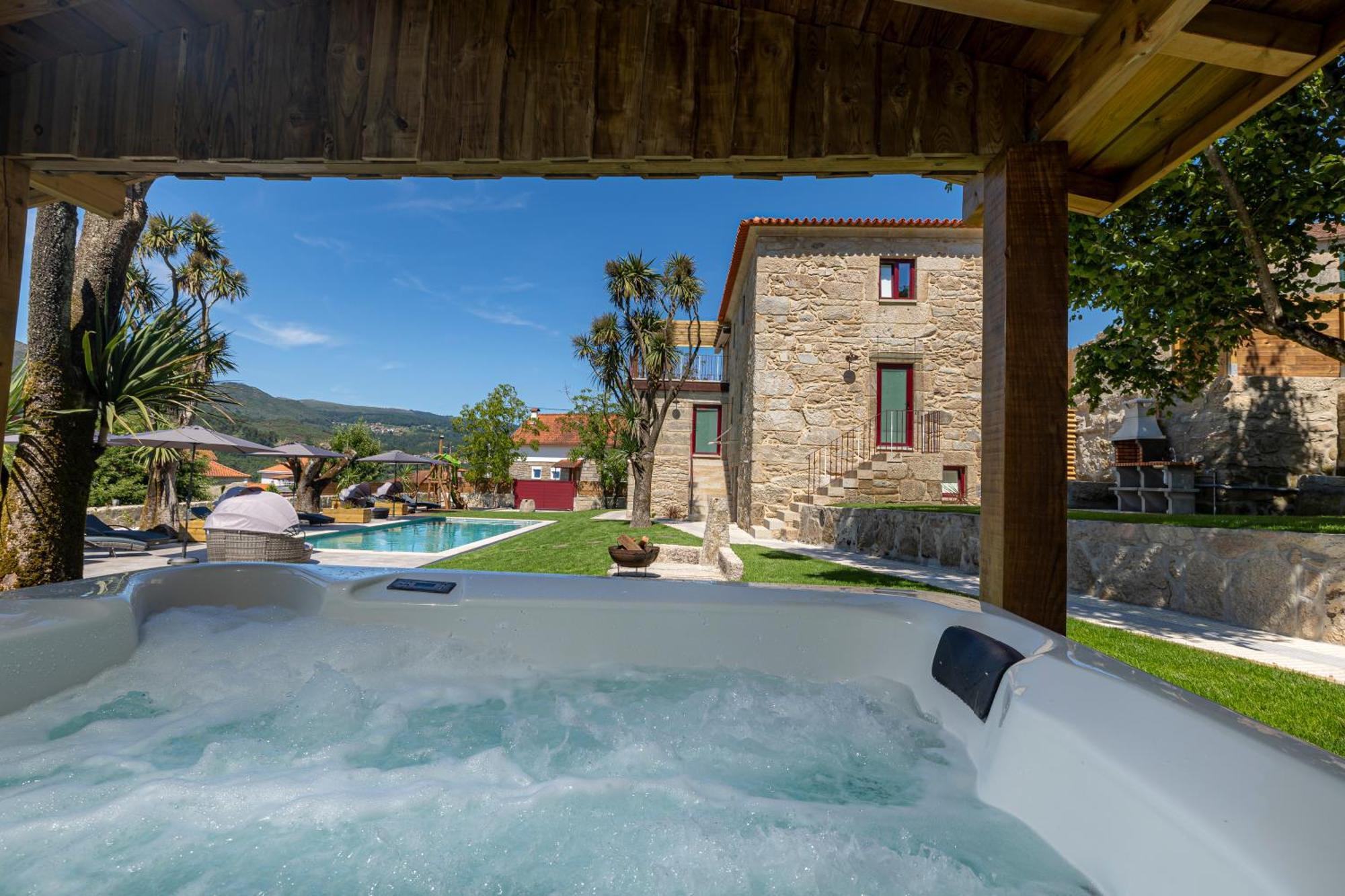 Cruzeiros Guest House, Piscina, Jacuzi, Grupos Tangil Bagian luar foto